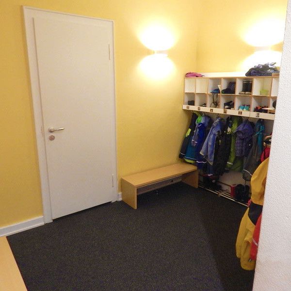 Die Garderobe derRegenbogengruppe